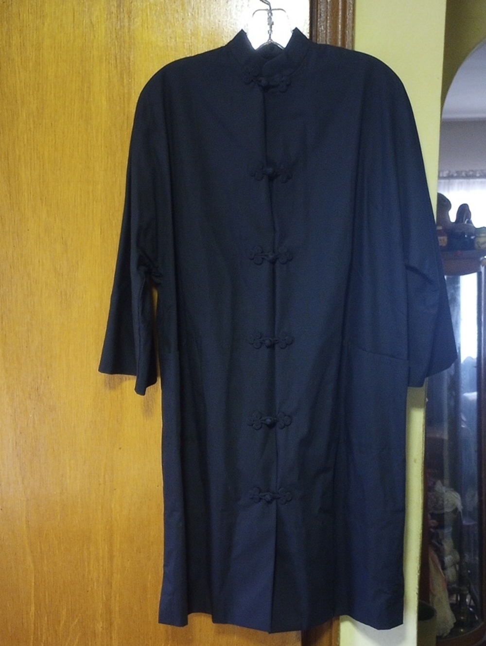 Sanforized Small Neutral Black Japanese Jacket Coat Kimono. Collar, Pockets